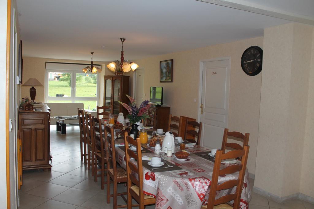 Chambres et table d'hôtes La Trottelée Bellefontaine  Exterior foto