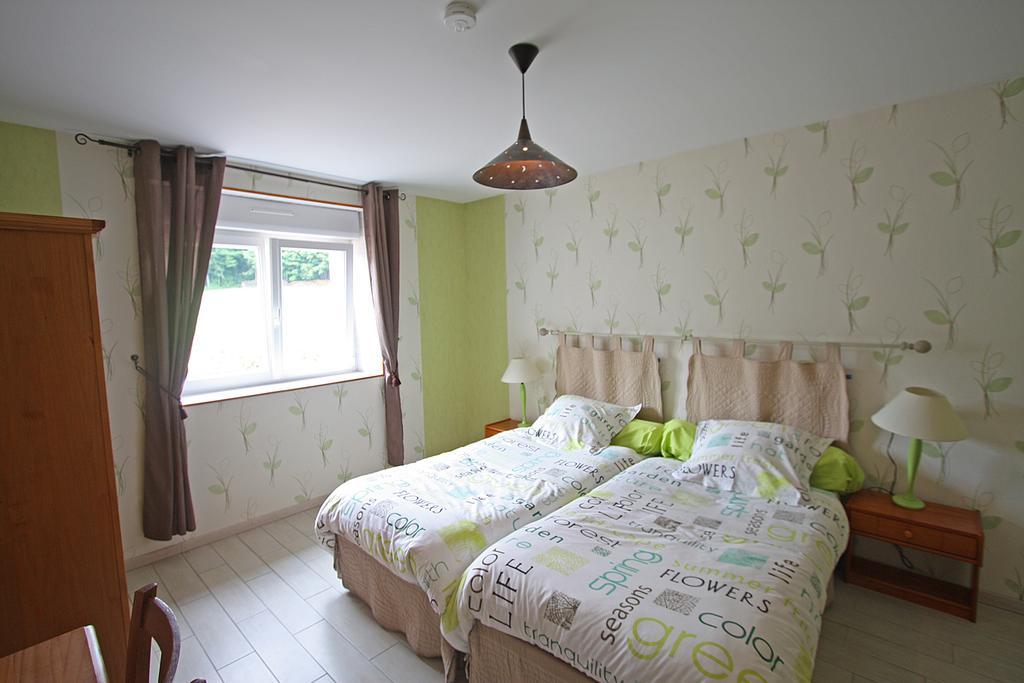 Chambres et table d'hôtes La Trottelée Bellefontaine  Habitación foto