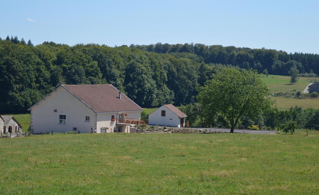 Chambres et table d'hôtes La Trottelée Bellefontaine  Exterior foto